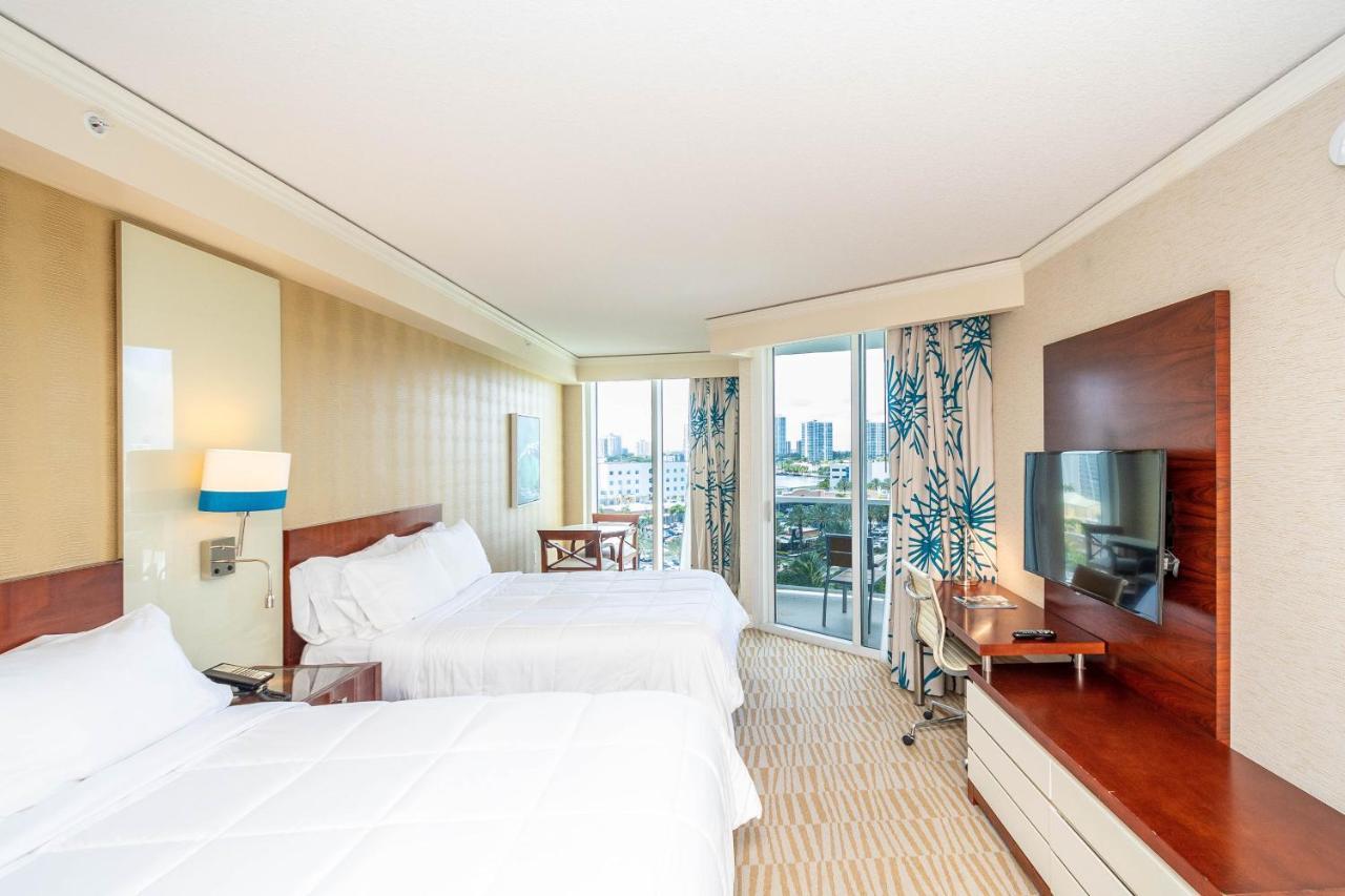 Trump Intl 2 Bedroom Apartment 1600 Sqf Ocean And Bay View Съни Айлс Бийч Екстериор снимка