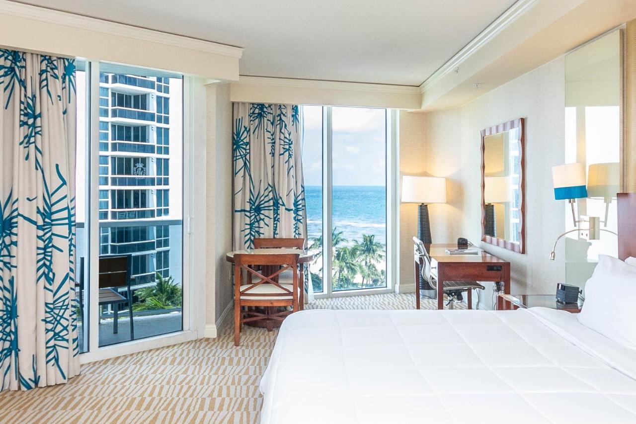 Trump Intl 2 Bedroom Apartment 1600 Sqf Ocean And Bay View Съни Айлс Бийч Екстериор снимка