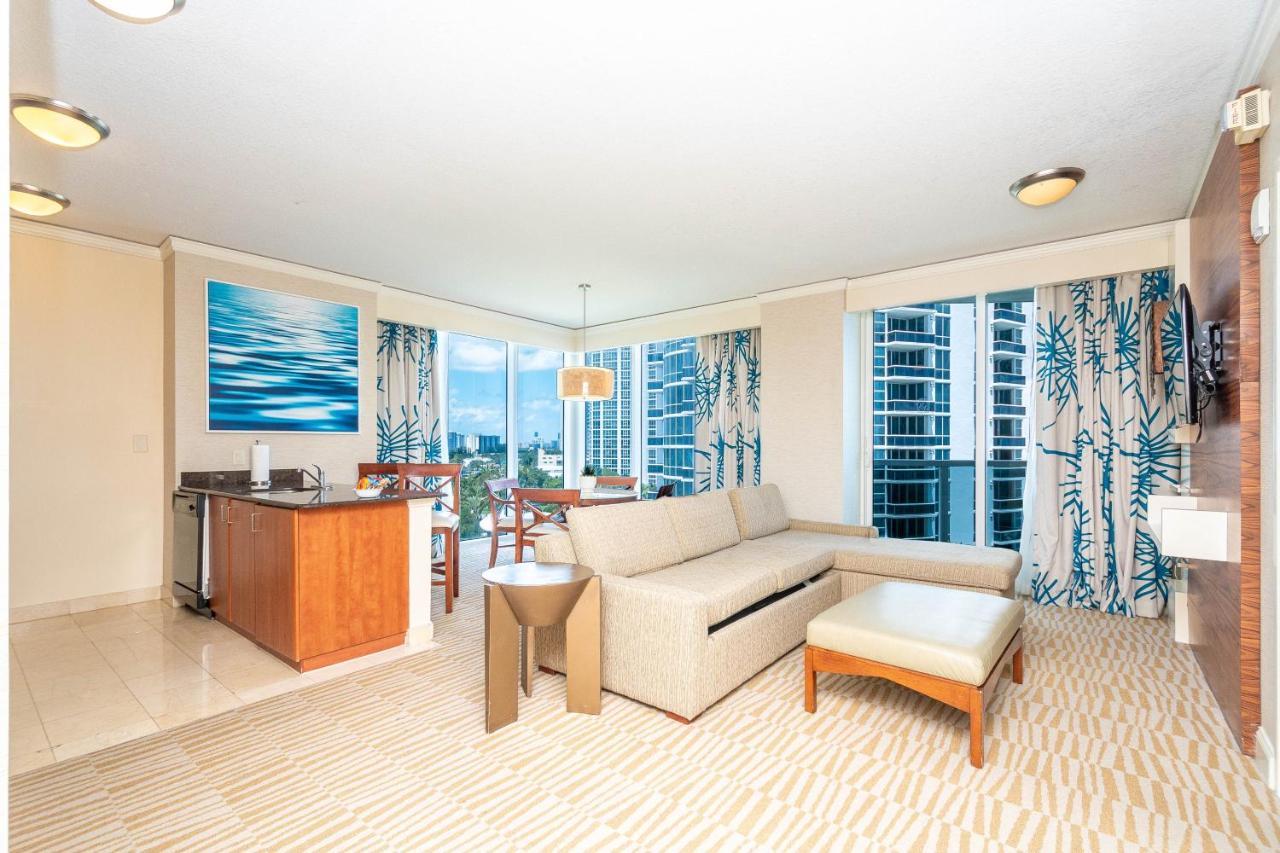 Trump Intl 2 Bedroom Apartment 1600 Sqf Ocean And Bay View Съни Айлс Бийч Екстериор снимка