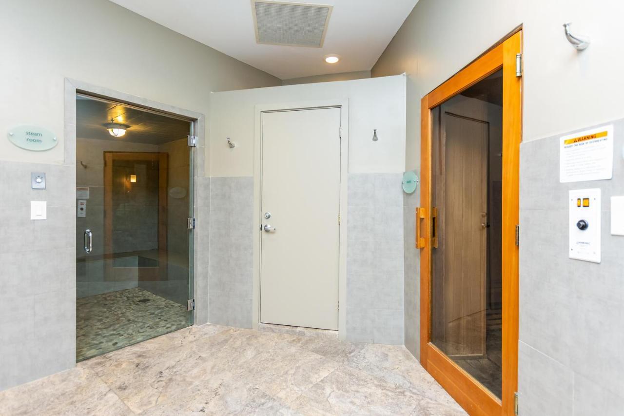 Trump Intl 2 Bedroom Apartment 1600 Sqf Ocean And Bay View Съни Айлс Бийч Екстериор снимка